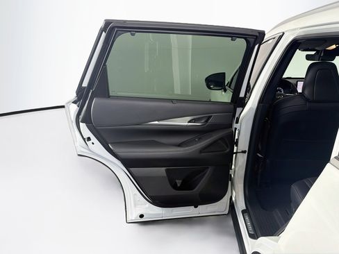 Used 2023 INFINITI QX60 Luxe w/ Cargo Package AWD/4WD image 28