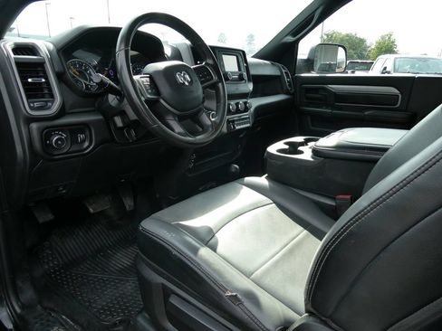 Used 2022 RAM 2500 Tradesman AWD/4WD image 17