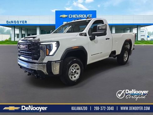 Used 2024 GMC Sierra 3500 Pro w/ Convenience Package AWD/4WD image 1