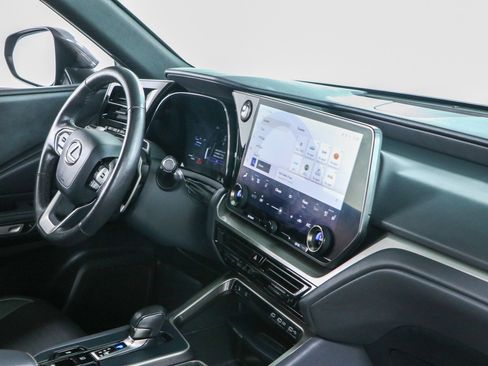 Used 2024 Lexus TX 350 FWD w/ Captains Chair Package image 27