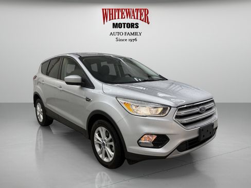 Used 2019 Ford Escape SE FWD image 5
