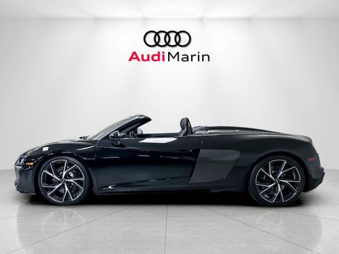 Certified 2023 Audi R8 V10 performance w/ Carbon Exterior Package image 2