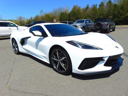 Used 2022 Chevrolet Corvette Stingray Preferred Cpe w/ Z51 Performance Package image 37