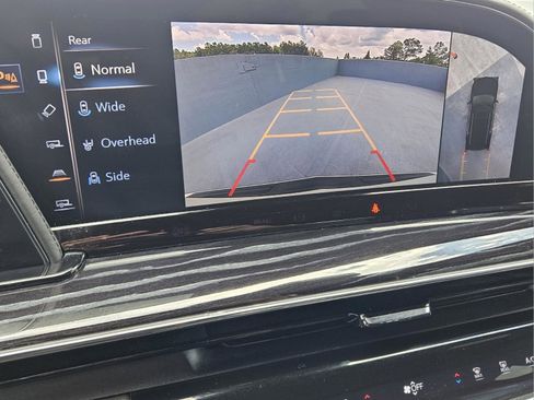 Used 2021 Cadillac Escalade Sport w/ Driver Assist Tech Package AWD/4WD image 16