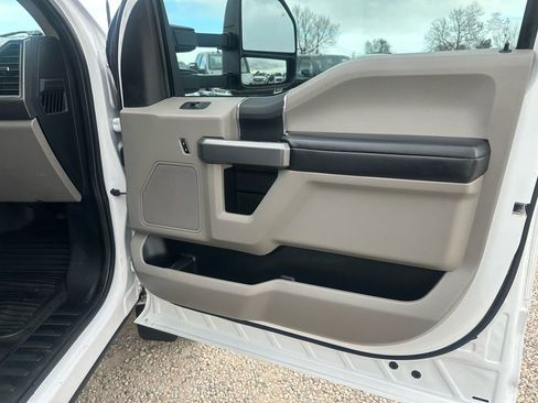 Used 2021 Ford F450 XLT w/ XLT Value Package image 14