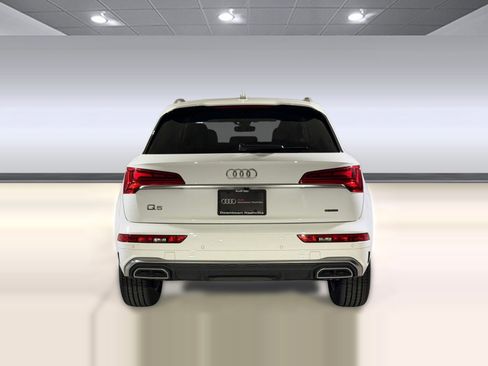 Used 2023 Audi Q5 2.0T Premium w/ Convenience Package AWD/4WD image 10