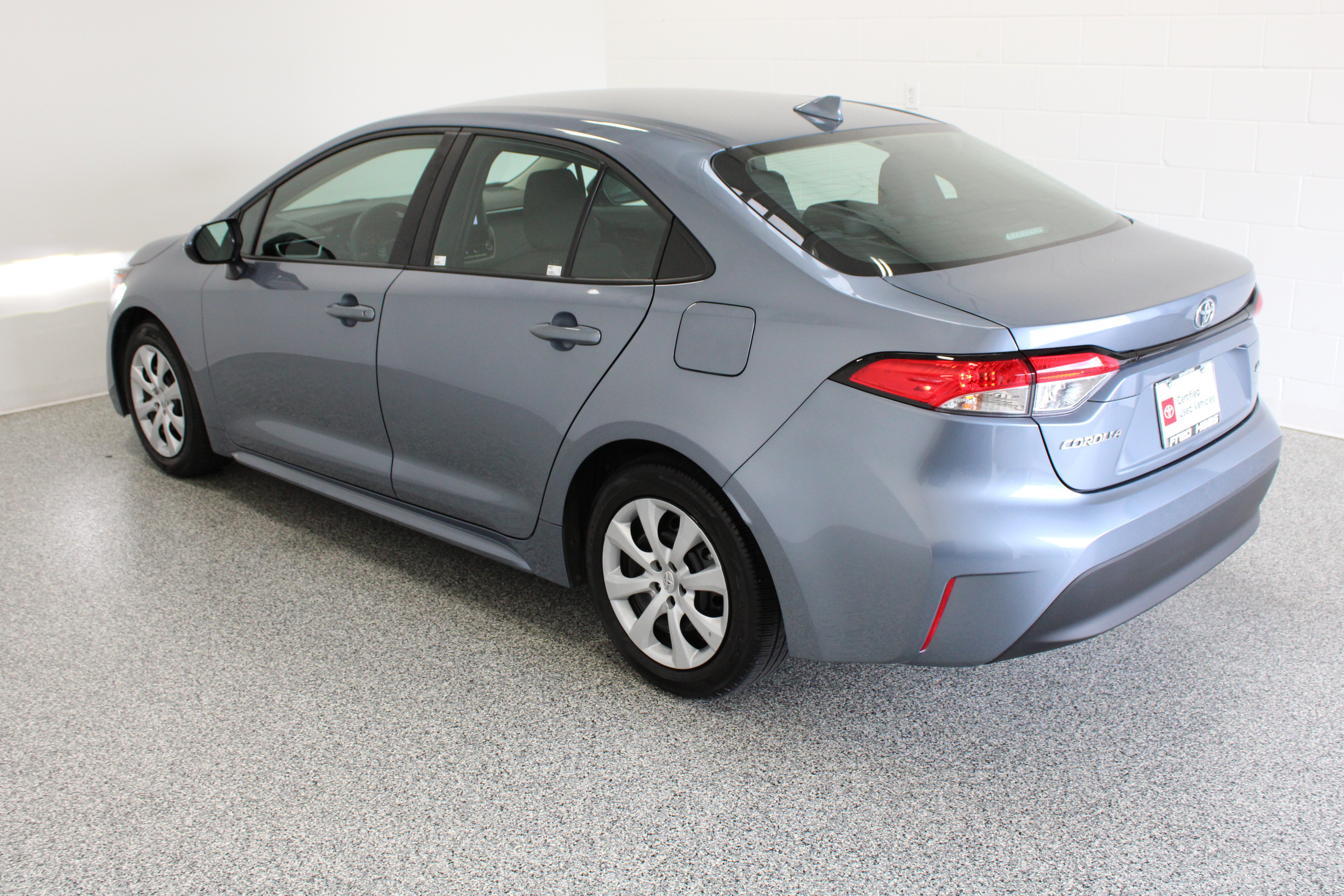 Certified 2023 Toyota Corolla LE FWD image 9
