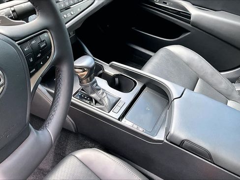 Used 2023 Lexus ES 300h w/ Premium Package FWD image 16