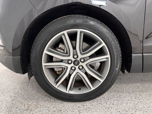 Used 2024 Ford Edge Titanium w/ Equipment Group 301A AWD/4WD image 33