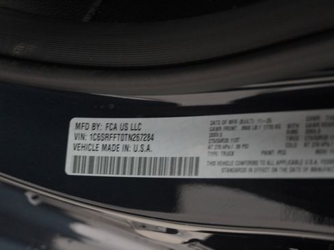 New 2026 RAM 1500 4x4 Crew Cab image 38