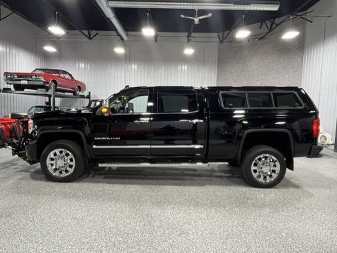 Certified 2017 GMC Sierra 2500 Denali w/ Duramax Plus Package AWD/4WD image 2
