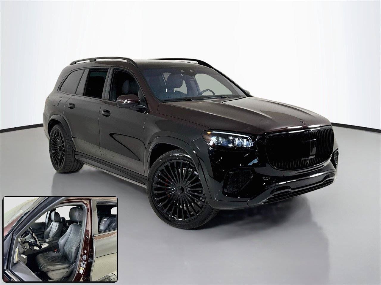 Used 2024 Mercedes-Benz Maybach GLS 600 4MATIC image 2