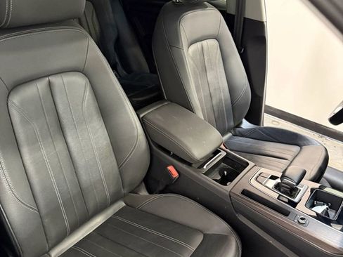 Used 2021 Audi Q5 2.0T Premium w/ Convenience Package AWD/4WD image 18