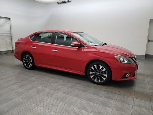 Used 2019 Nissan Sentra SR image 11
