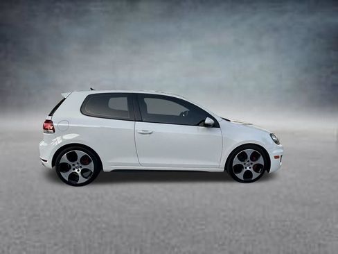 Used 2012 Volkswagen Golf 2-Door FWD image 8