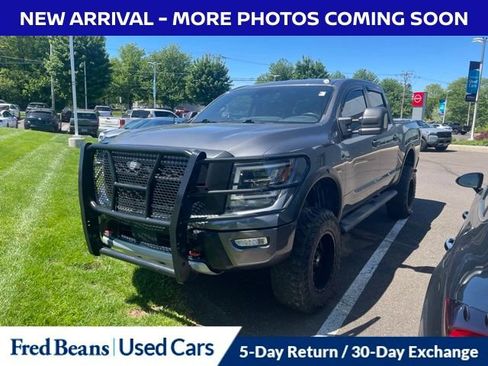 Certified 2021 Nissan Titan PRO-4X AWD/4WD image 3