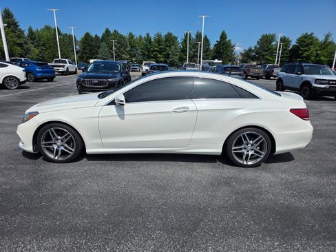 Used 2016 Mercedes-Benz E 400 Coupe image 2