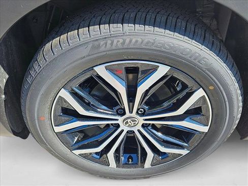 New 2026 Toyota Crown Limited image 11