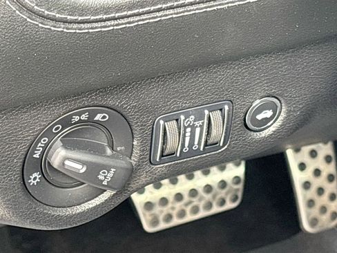 Used 2023 Dodge Charger Scat Pack w/ Plus Group RWD image 10