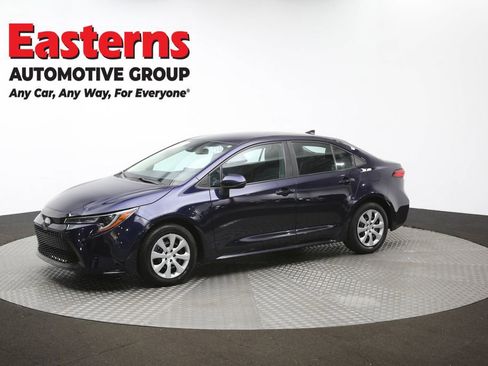 Used 2022 Toyota Corolla LE image 57