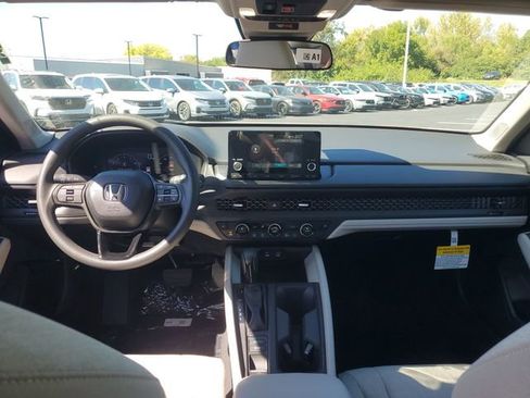 New 2025 Honda Accord SE image 20