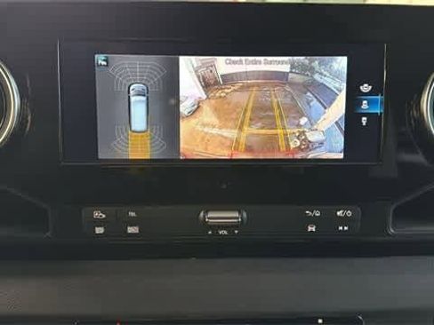 Used 2023 Mercedes-Benz Sprinter 3500 image 16