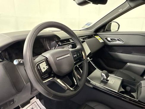 New 2026 Land Rover Range Rover Velar Dynamic SE image 15