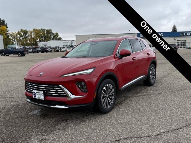 Used 2025 Buick Envision Preferred AWD/4WD image 1
