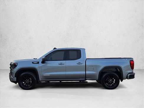 Used 2025 GMC Sierra 1500 Elevation AWD/4WD image 9