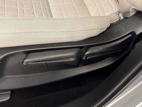 Certified 2025 Honda HR-V LX image 21