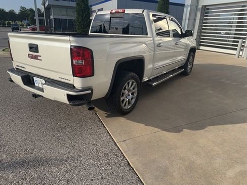 Used 2015 GMC Sierra 1500 Denali w/ Driver Alert Package AWD/4WD image 3