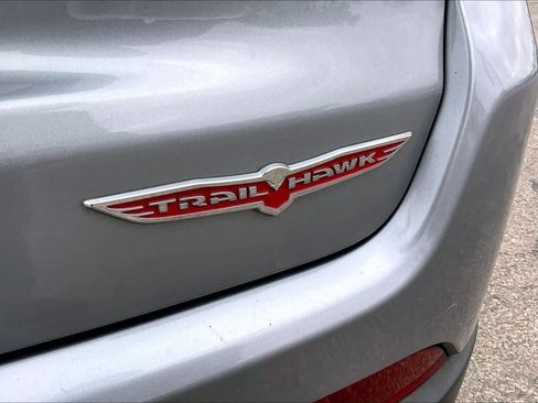 Used 2019 Jeep Compass Trailhawk image 10