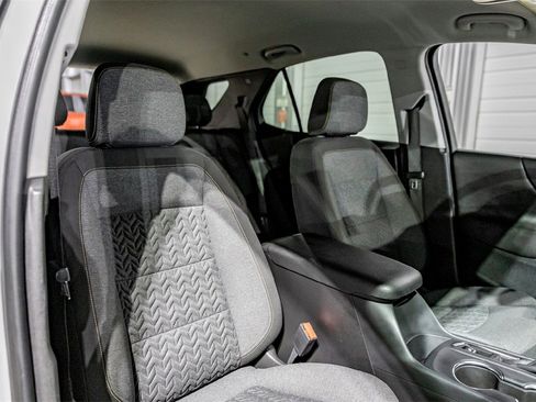 Used 2023 Chevrolet Equinox LT w/ LPO, Floor Liner Package image 28