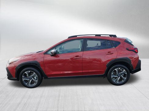 Used 2024 Subaru Crosstrek 2.0i Premium image 4