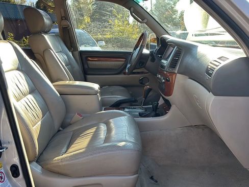 Used 2005 Lexus LX 470 4WD image 28
