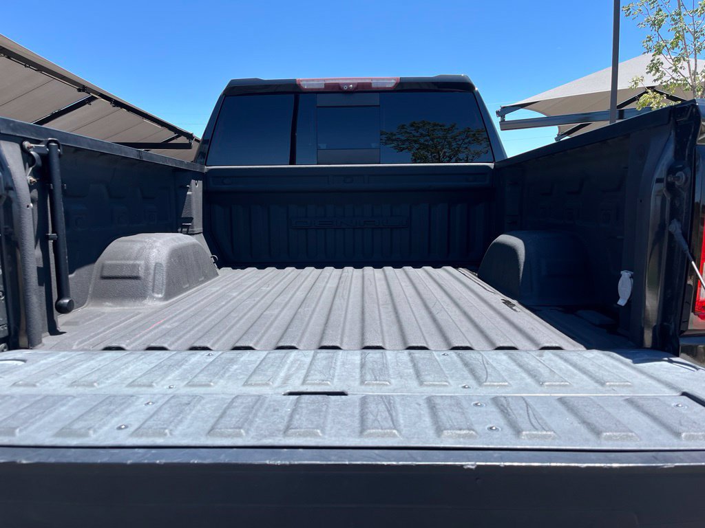 Used 2020 GMC Sierra 1500 Denali w/ Technology Package AWD/4WD image 9