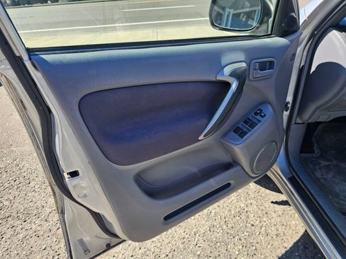 Used 2003 Toyota RAV4 4WD image 23