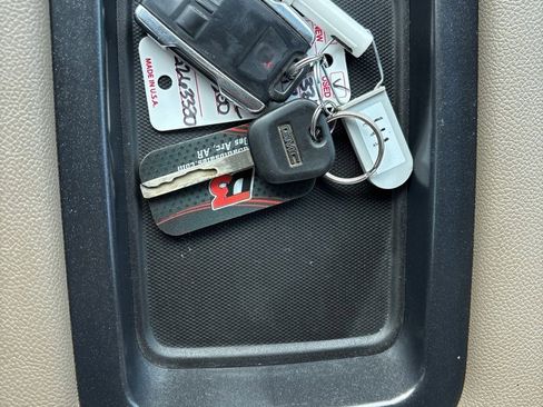 Used 2017 GMC Sierra 1500 SLT w/ Suspension Package, Off-Road image 47