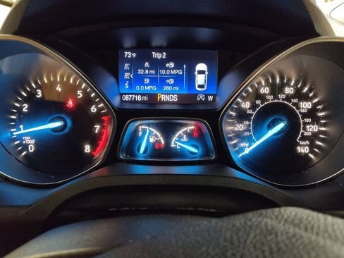 Used 2017 Ford Escape SE w/ SE Cold Weather Package FWD image 23