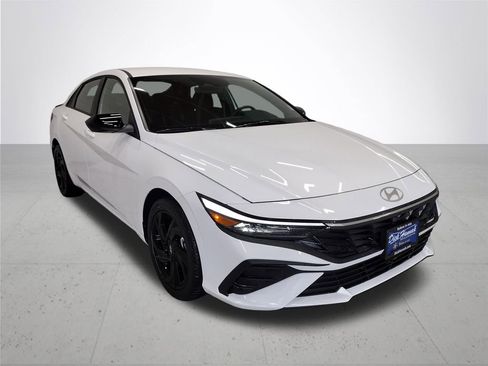 New 2026 Hyundai Elantra Sport FWD image 4