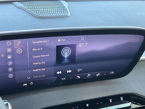 New 2026 Buick Enclave Sport Touring w/ Power Package FWD image 17