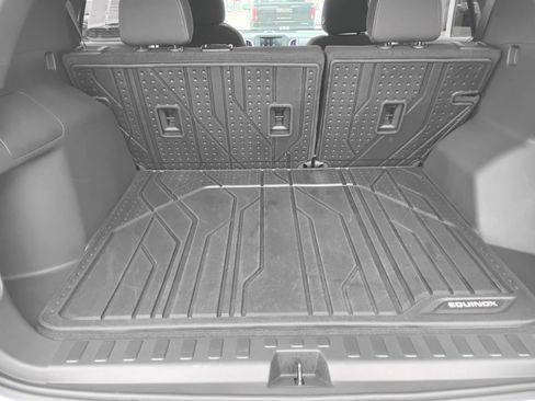 Used 2022 Chevrolet Equinox LT FWD image 30