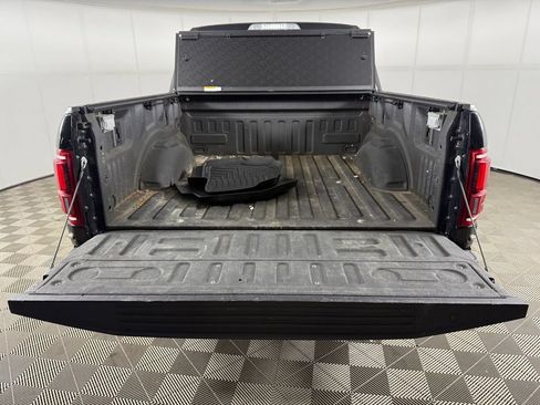 Used 2017 Ford F150 Raptor w/ Equipment Group 802A Luxury AWD/4WD image 16