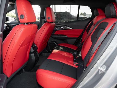 New 2026 Chevrolet Equinox EV RS image 32