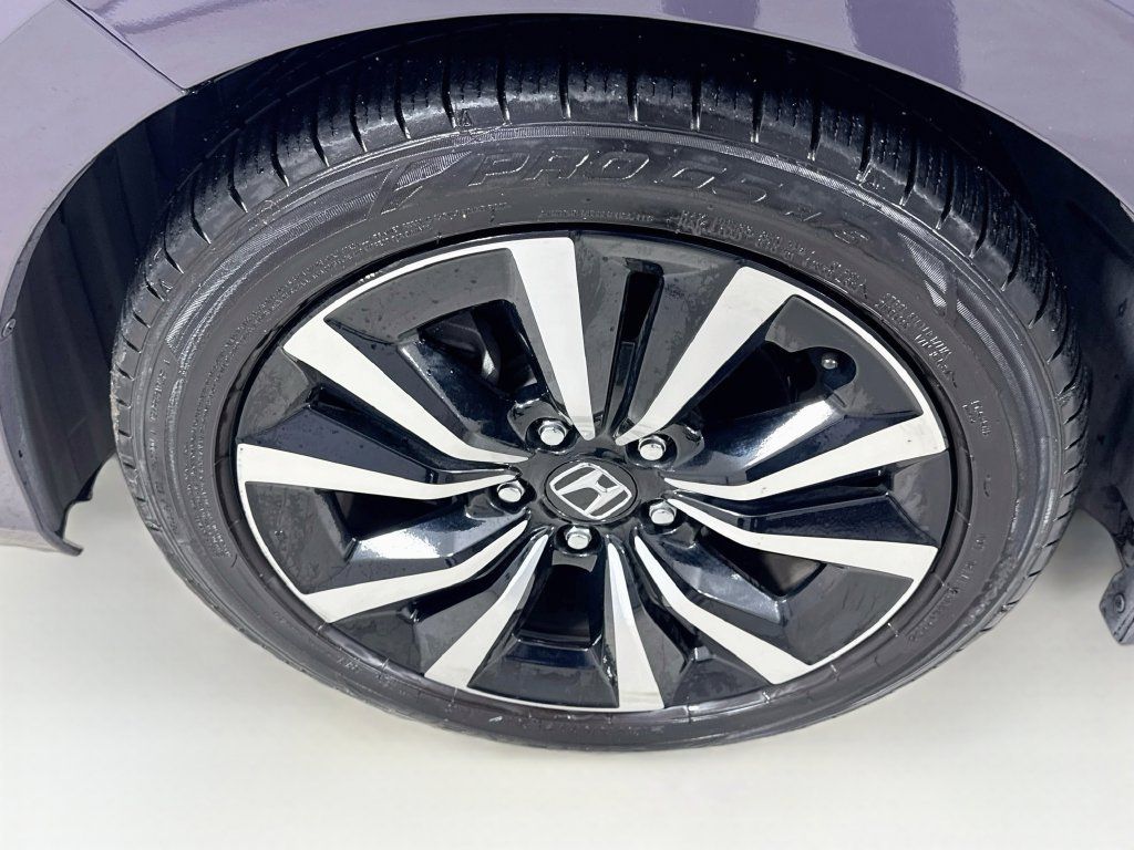 Used 2024 Honda Civic EX-L image 41