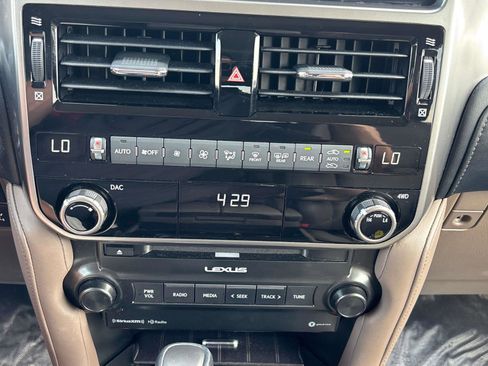 Used 2022 Lexus GX 460 Premium image 23