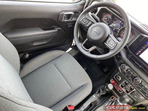 New 2026 Jeep Wrangler Unlimited Sport image 21