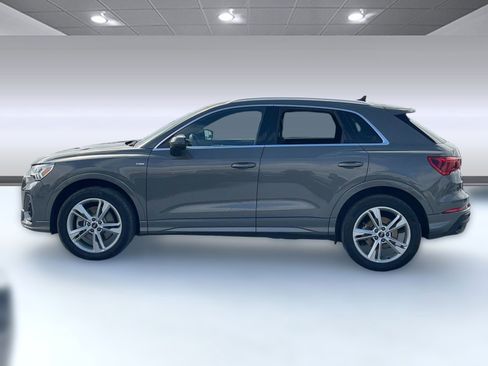 Certified 2023 Audi Q3 2.0T Premium image 2
