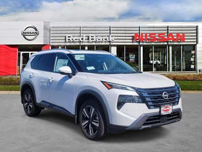 New 2025 Nissan Rogue SL w/ Tech Package