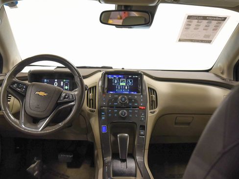 Used 2014 Chevrolet Volt Premium w/ Premium Trim Package image 30